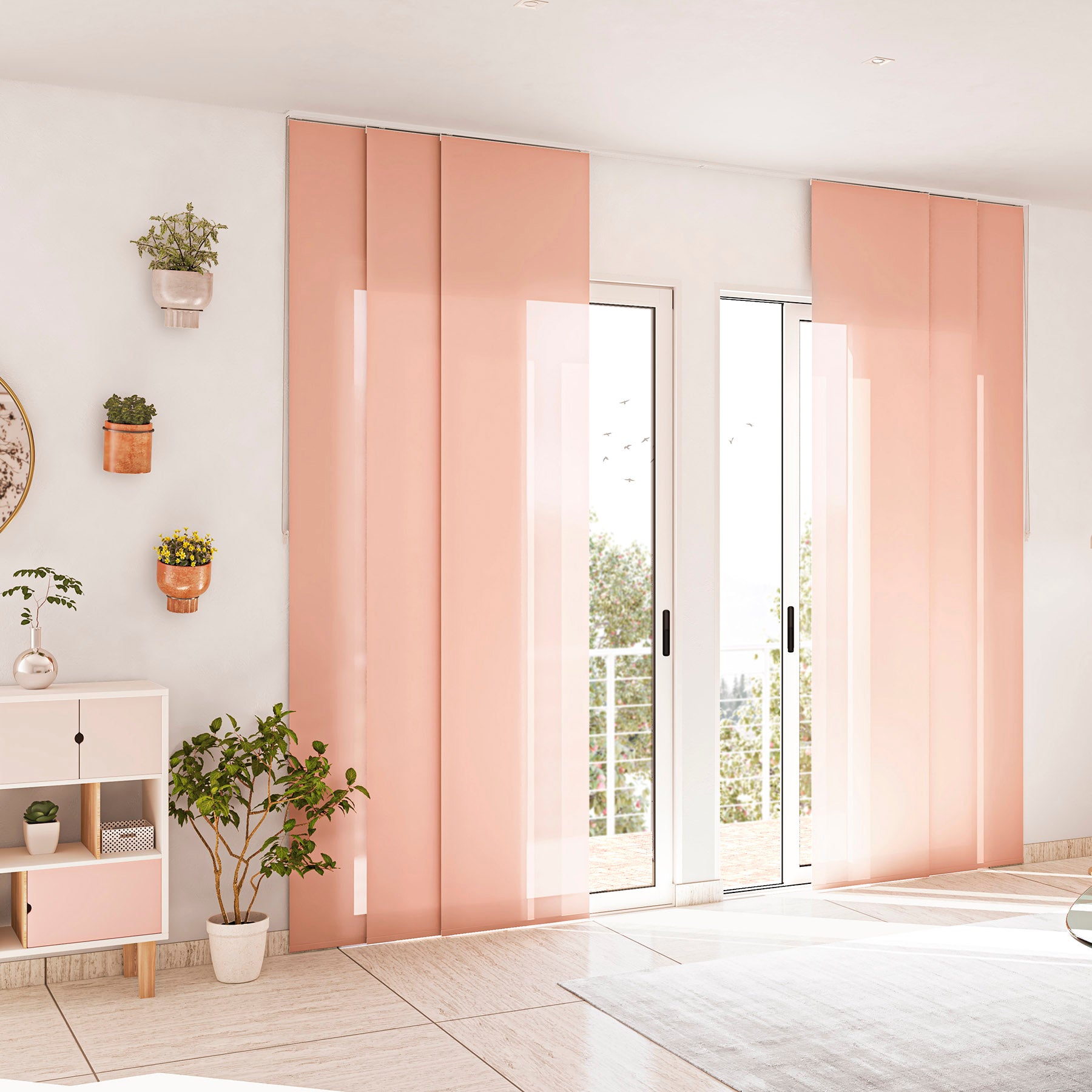 panel japonés translúcido classic color coral blush en ventanal grande